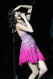 th_96089_celebrity_paradise.com_TheElder_SelenaGomez2011_03_20_performsatthe2011CityofHopeConcert18_122_220lo.jpg