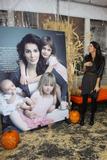 th_96971_angie_harmon_tikipeter_celebritycity_030_123_340lo.jpg