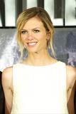 th_67033_Brooklyn_Decker_Battleship_Photocall_in_Madrid_March_30_2012_043_122_511lo.jpg