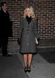 th_11181_KristenBell_Late_Show_With_Letterman_outside_06_122_528lo.jpg